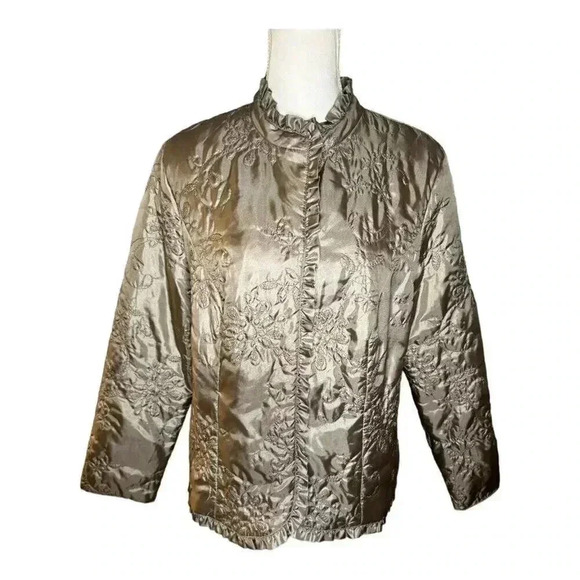 Chico’s Women’s Size 2 (Large) Quilted Embroidered Floral Snap Closure Jacket - Picture 1 of 4